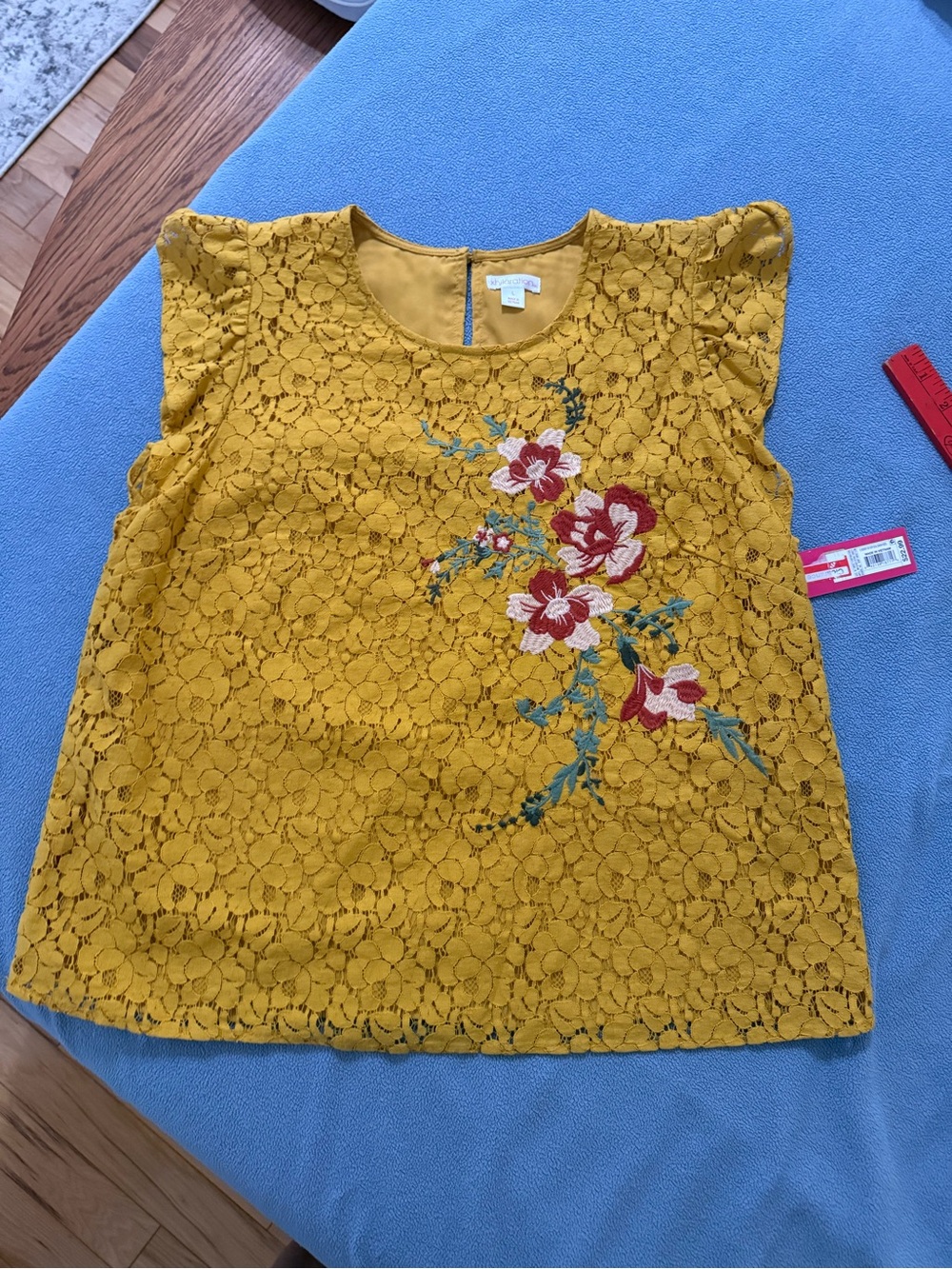 Xhilaration Mustard Yellow Floral Lace Embroidered Cap Sleeve Blouse
